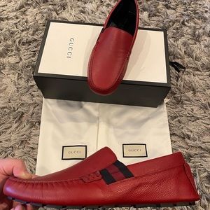 New GUCCI Loafers Size 10